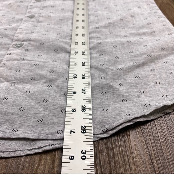 Molokai Surf Men’s Button Down Slim Fit Short Sleeve Shirt Medium NWOT - Picture 7 of 9